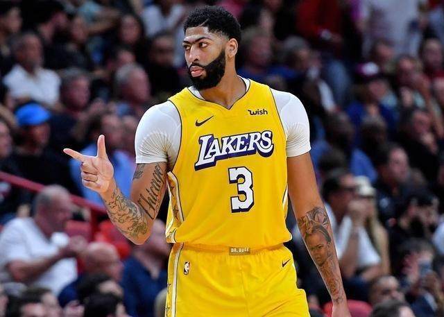 pulse-kaiyun.com-认清现实？浓眉：我们要以挑战者自居 否则别谈争冠