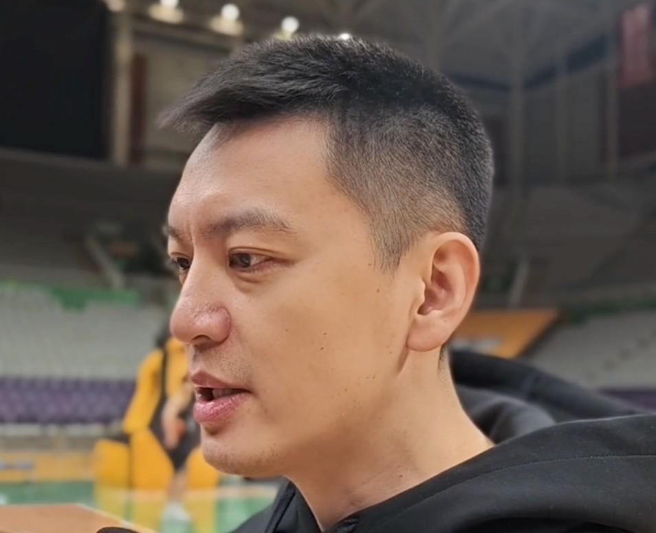 开云体育网站-杨鸣:辽宁缺少其他球队那样的超级外援;打山东是一场艰苦战