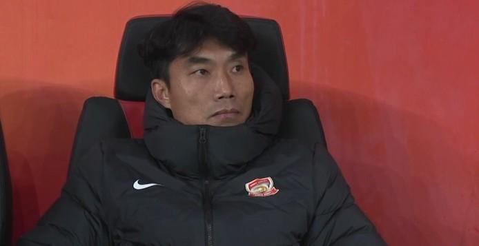 开云体育网站-郑智：恭喜海港获胜，这两场比赛失利我感觉愧对远征球迷